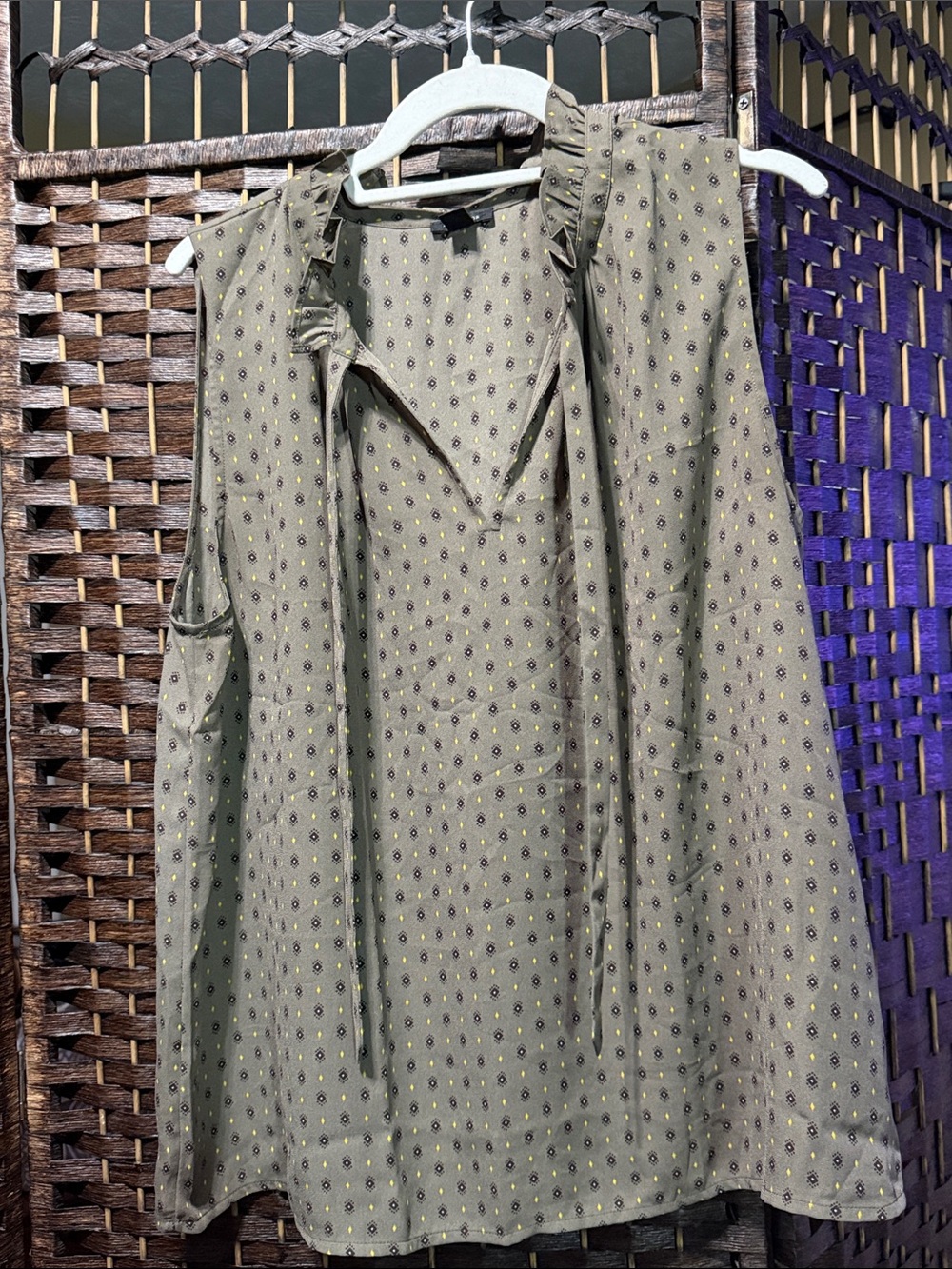 Ann Taylor Olive Printed Ruffle-Trim Sleeveless Camisole